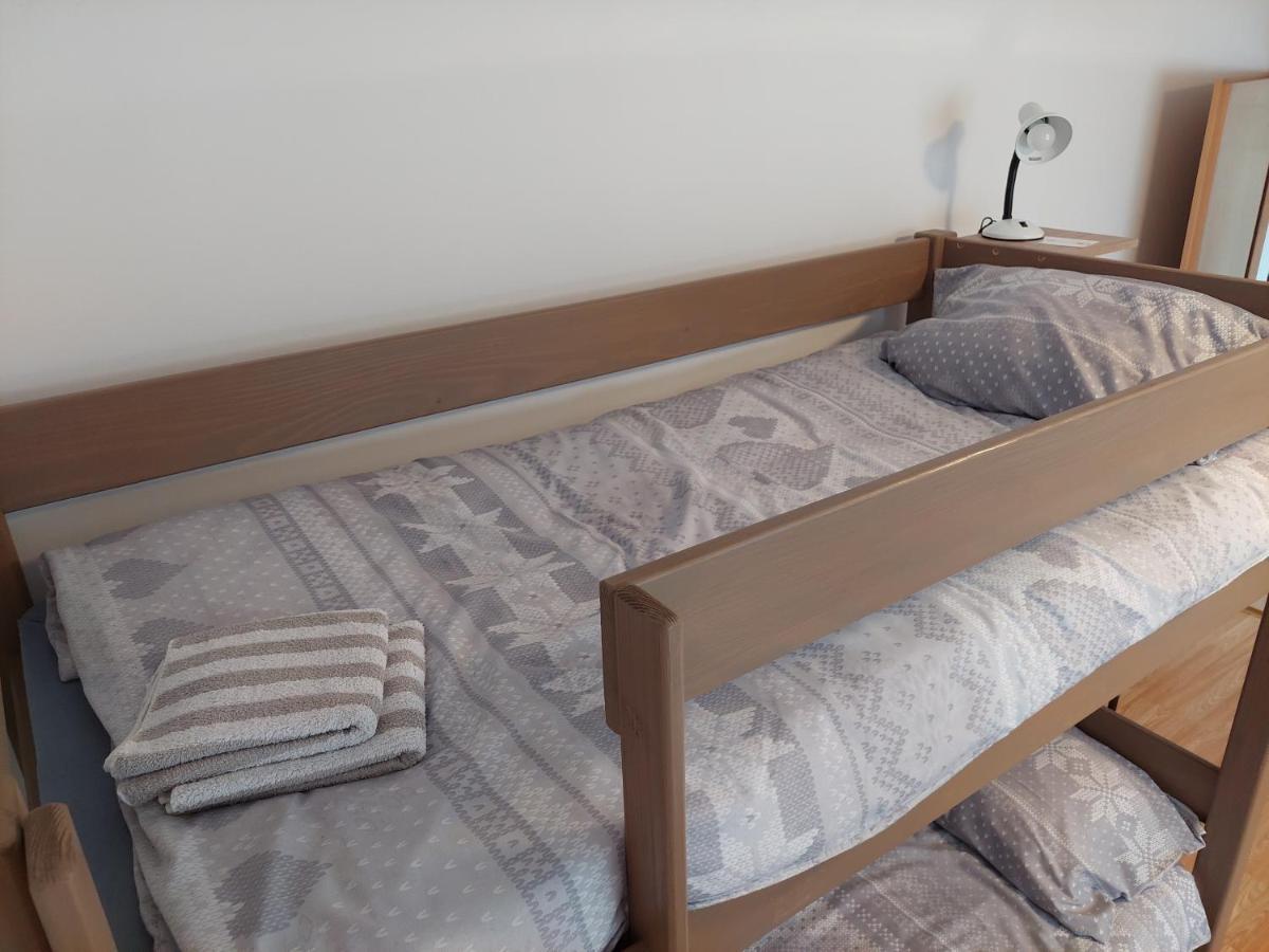 Suite Elena Nedelisce Bagian luar foto