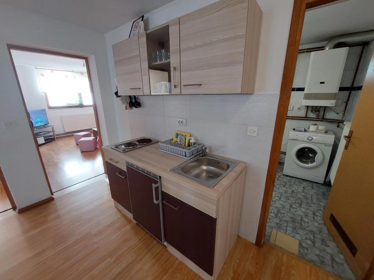 Suite Elena Nedelisce Bagian luar foto